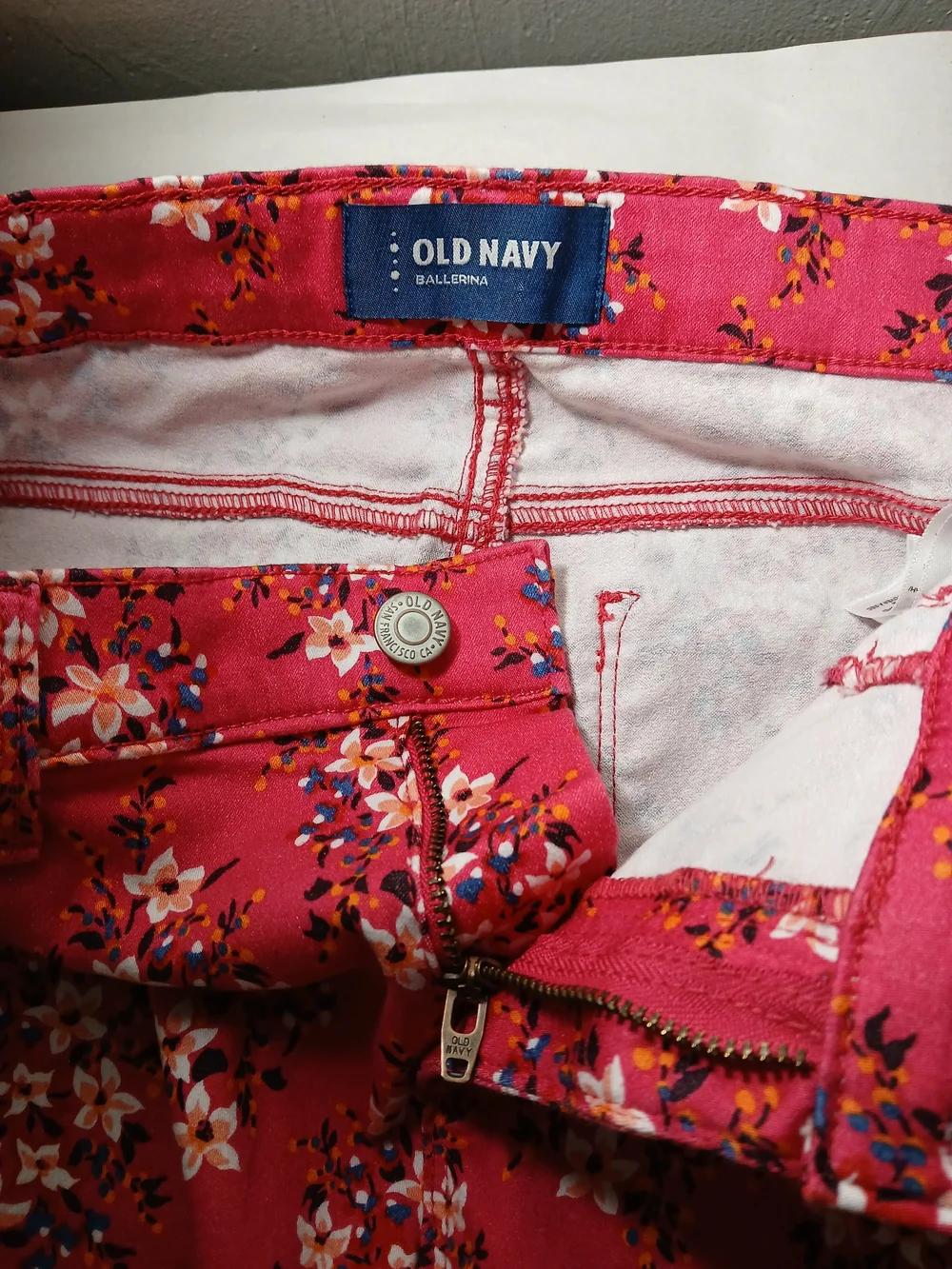 Old Navy Youth Girls Adjustable Waist Hot Pink Floral Stretch Jeans 16 Regular